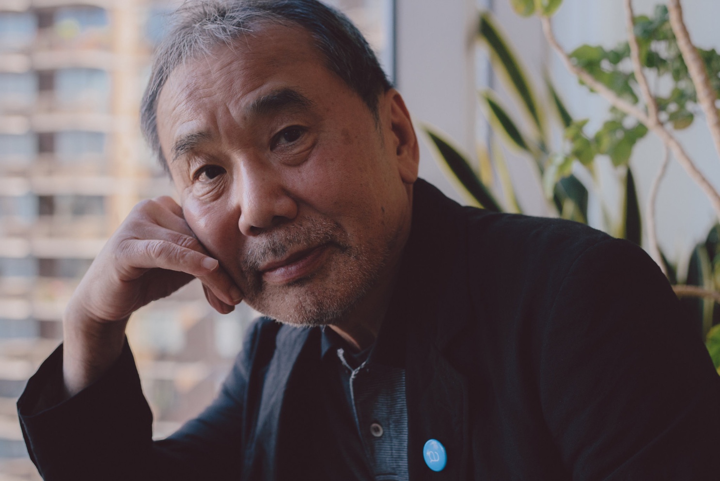 Haruki Murakami's Writing Routine: “I mesmerize myself to reach a deeper  state of mind.” - Famous Writing Routines